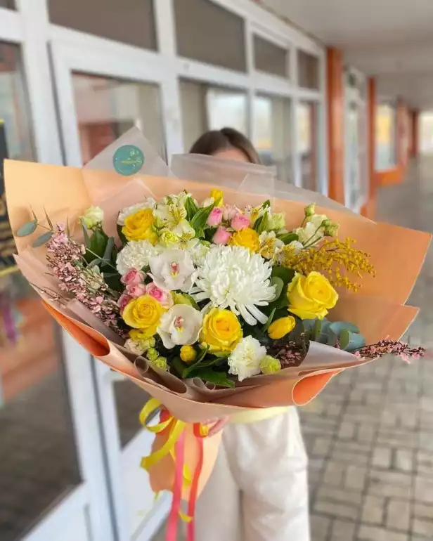 Магазин цветов Areta flowers фото - доставка цветов и букетов