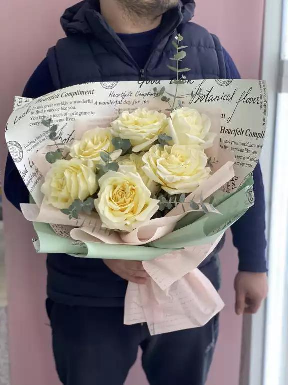 Магазин цветов Emili flowers фото - доставка цветов и букетов