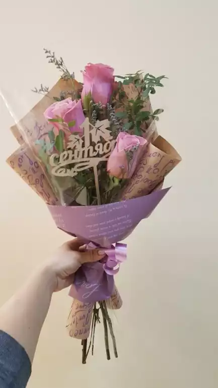 Магазин цветов Floks Flowers фото - доставка цветов и букетов