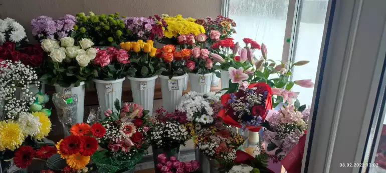 Магазин цветов Flower box фото - доставка цветов и букетов