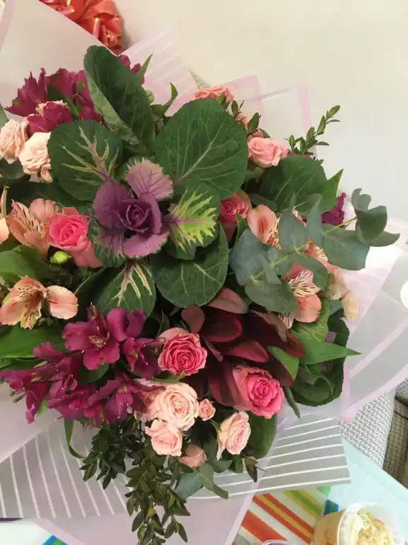 Магазин цветов Grand Bouquet фото - доставка цветов и букетов