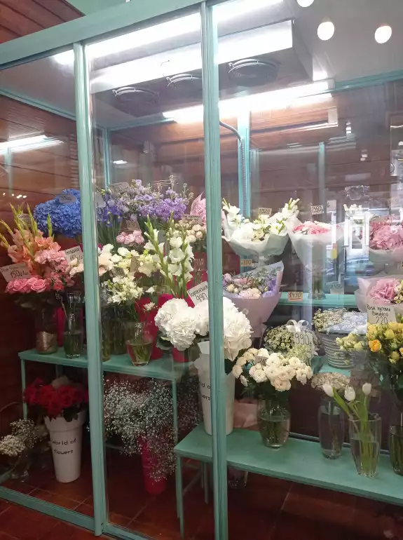 Магазин цветов Lovele Flowers фото - доставка цветов и букетов