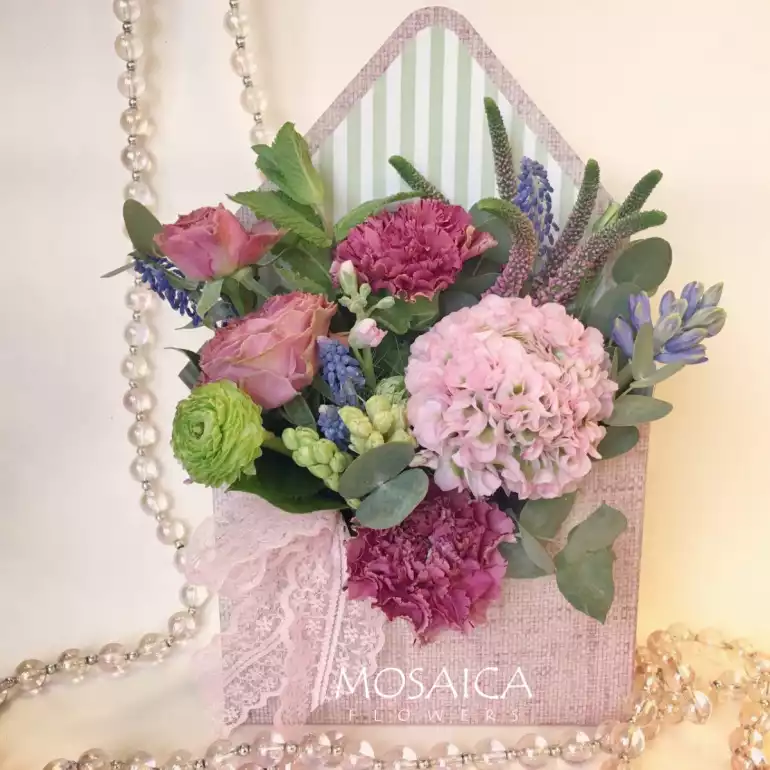 Магазин цветов Mosaica flowers фото - доставка цветов и букетов